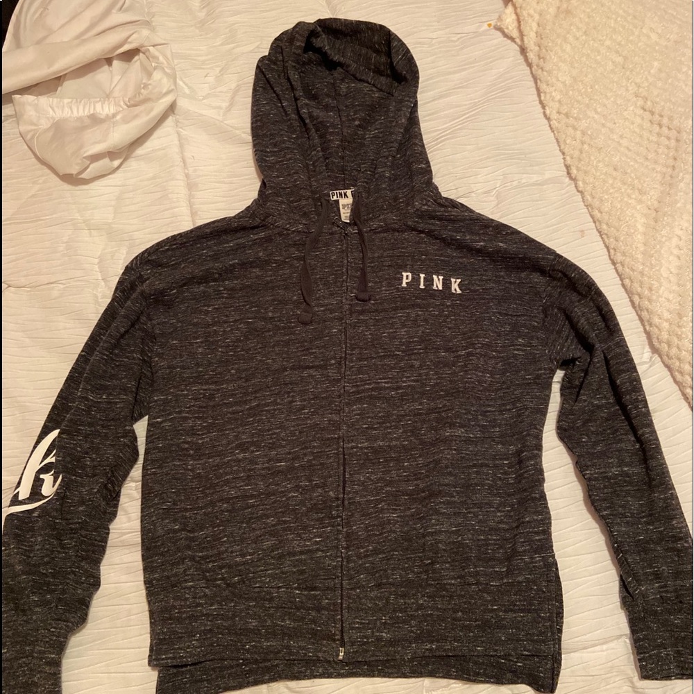zip up sweater